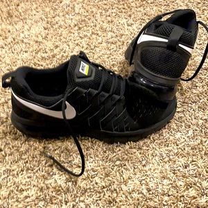 Nike Fingertrap sneakers (black and white)